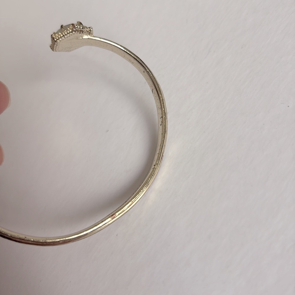 Lot of 2x [Kendra Scott] 1x Stud Earrings + 1x Cuff Bracelet, Gold/White Stones - Picture 11 of 11